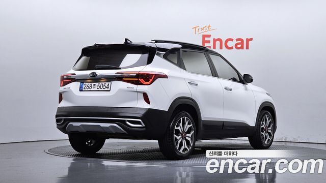 2022 Kia Seltos, VIN KNAET812GNK205346