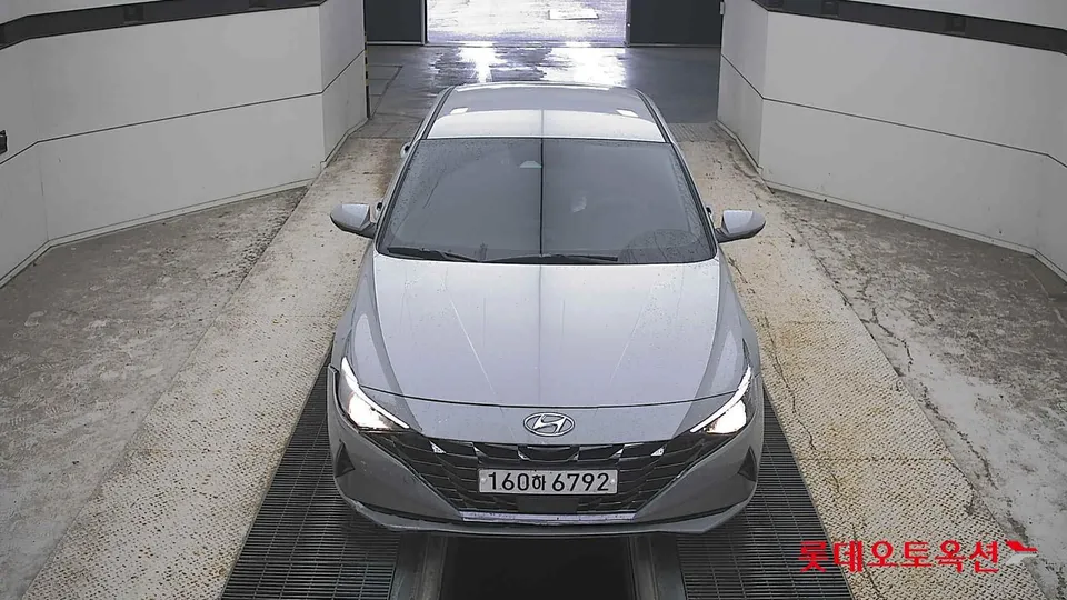 2021 Hyundai Avante, VIN KMHLL41EEMU207061