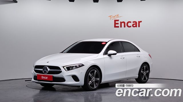 2020 Mercedes-Benz A-Class, VIN W1K3G4HB5LJ184555
