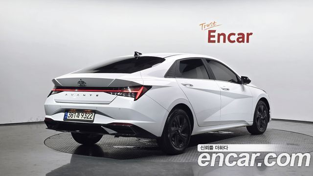 2021 Hyundai Avante, VIN KMHLR41EEMU227529