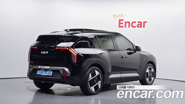 2025 Kia EV3, VIN KNAFC81AFSS002729