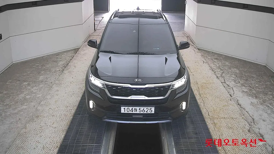 2021 Kia Seltos, VIN KNAET812GMK126363