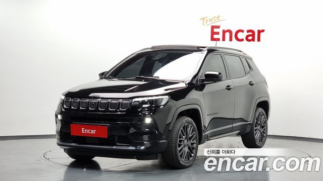 2022 Jeep Compass, VIN 3C4NJDEB9NT174082