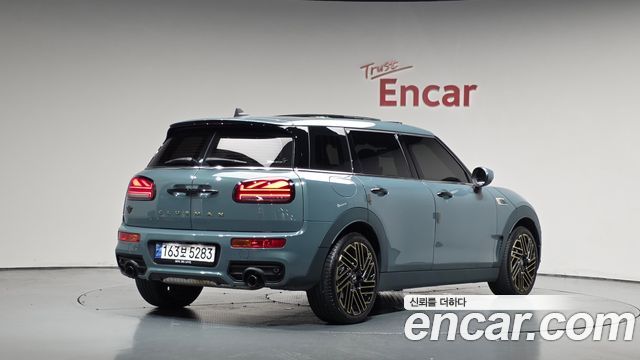 2024 Mini Clubman, VIN WMWXJ5103R2V45728