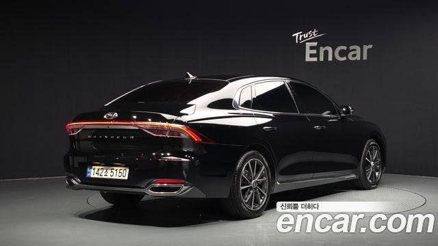 2022 Hyundai Grandeur, VIN KMHF241DBNA457112