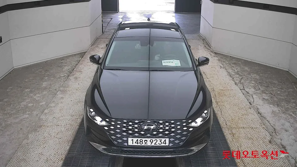 2022 Hyundai Grandeur, VIN KMHF141DBNA456694