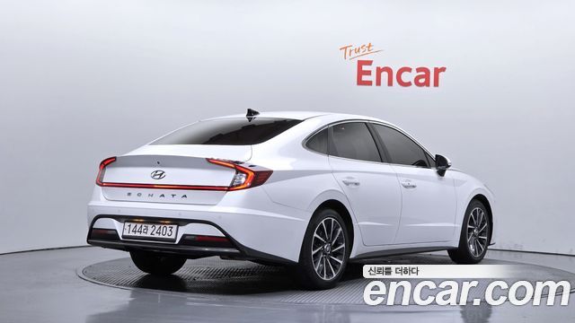 2021 Hyundai Sonata, VIN KMHL141EBMA151990