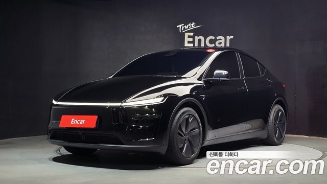 2026 Tesla Model Y, VIN LRWYGCFJXTC587095