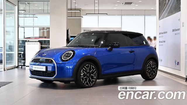 2025 Mini Cooper, VIN WMW21GD04S2W33615