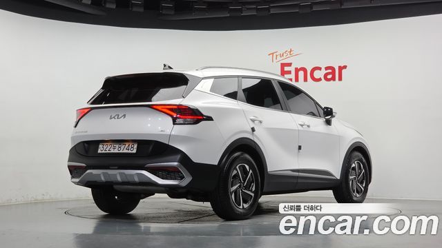 2024 Kia Sportage, VIN KNAPV81GBRK204376
