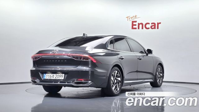 2022 Hyundai Grandeur, VIN KMHF1413BNA123746