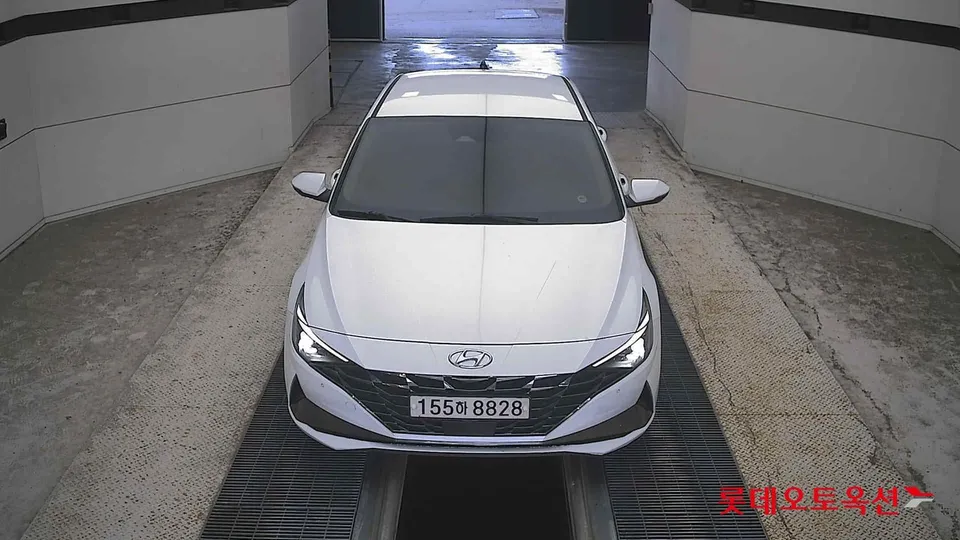 2022 Hyundai Avante, VIN KMHLR41EENU258546