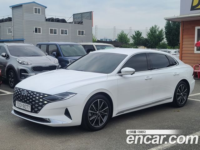 2020 Hyundai Grandeur, VIN KMHF241DBLA320313