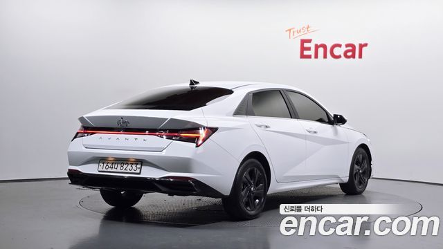 2021 Hyundai Avante, VIN KMHLR41EEMU043798