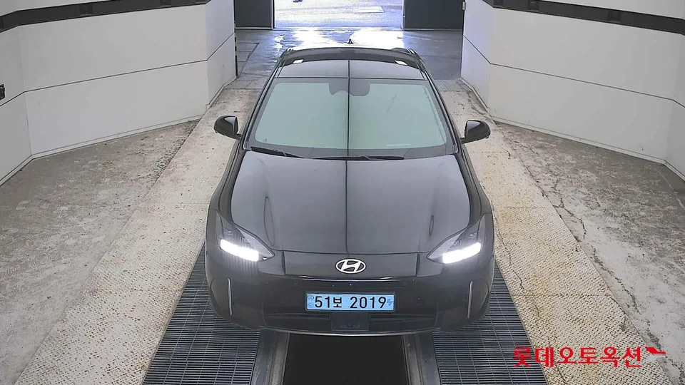 2023 Hyundai Ioniq 6, VIN KMHM541CPPA031533