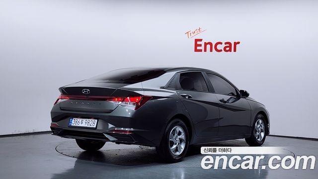 2022 Hyundai Avante, VIN KMHLM41EENU318781