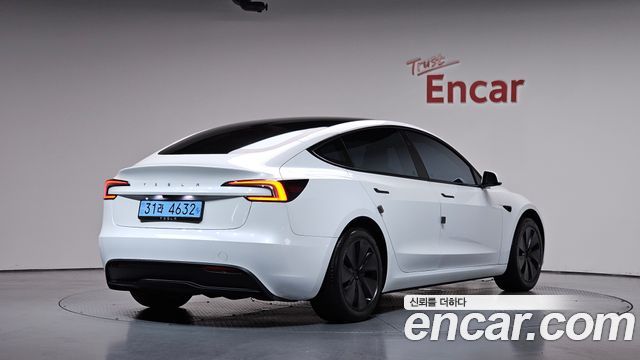 2025 Tesla Model 3, VIN LRW3E7FS4SC655468