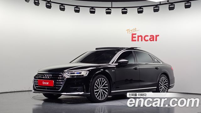 2021 Audi A8, VIN WAUZZZF8XMN033964