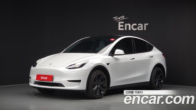 2023 Tesla Model Y, VIN LRWYGCFS9PC103447
