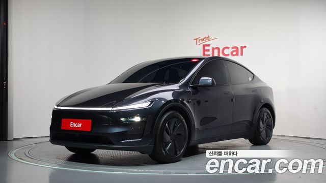 2026 Tesla Model Y, VIN LRWYGCEK9TC495471