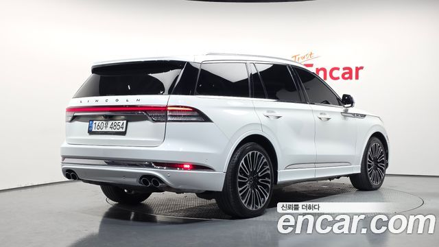 2022 Lincoln Aviator, VIN 5LM5J9XC0NGL01852