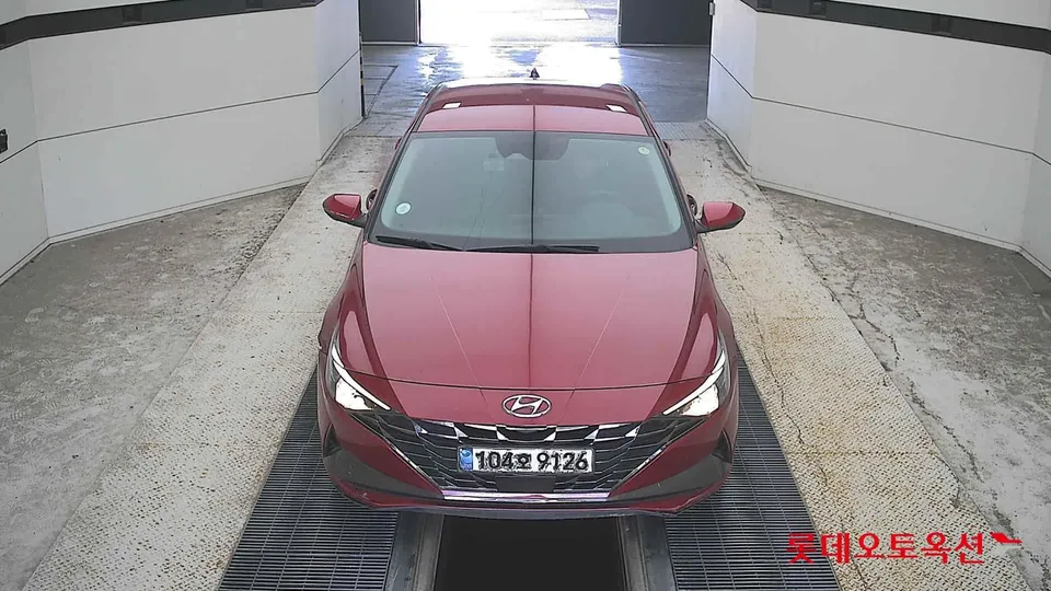 2021 Hyundai Avante, VIN KMHLM41EEMU043879