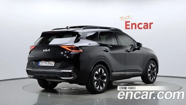 2022 Kia Sportage, VIN KNAPV81BGNK014308