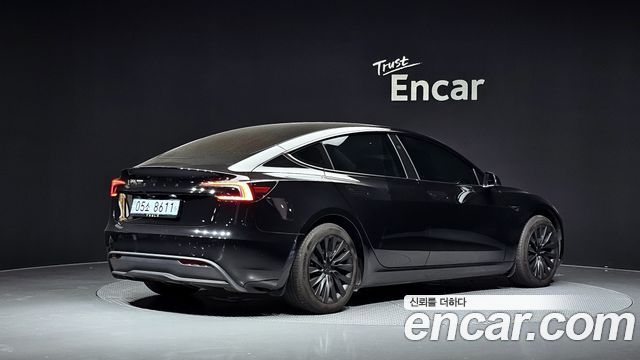 2025 Tesla Model 3, VIN LRW3E7FS6SC474100