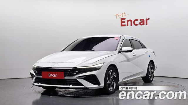 2024 Hyundai Avante, VIN KMHLR41EERU762366