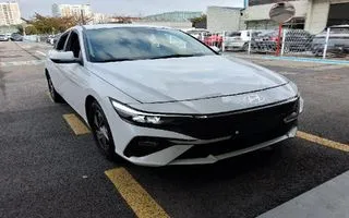 2024 Hyundai Avante, VIN KMHLM41EERU553149