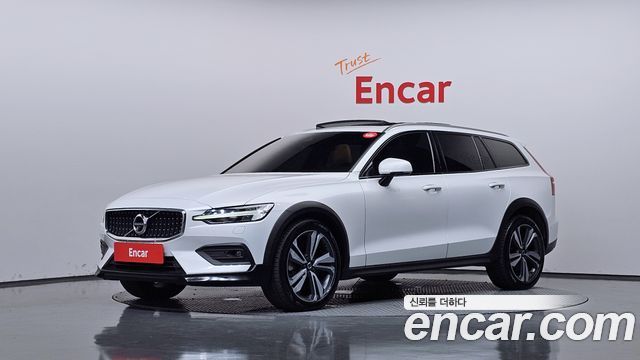 2021 Volvo V60, VIN YV1ZZL12CM1078279