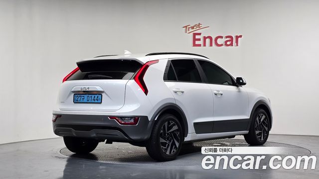2024 Kia Niro, VIN KNACR811FRA056344