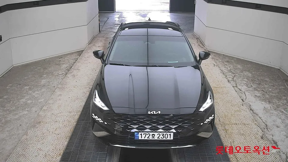 2023 Kia K8, VIN KNAM641BBPA037784