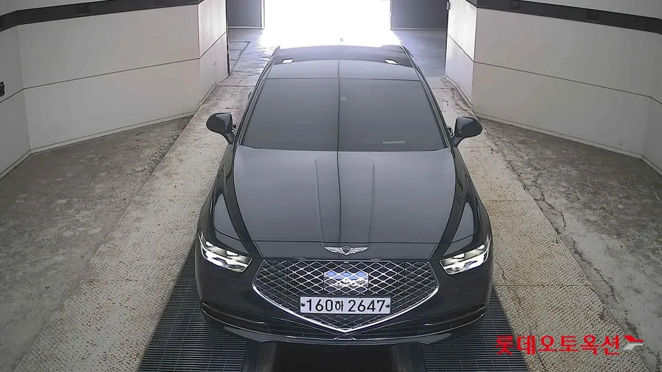 2021 Genesis G90, VIN KMHG341DDMU092767