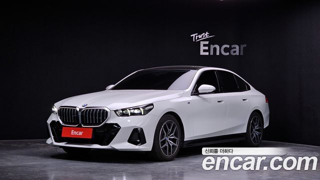 2024 BMW 5-Series, VIN WBA21FJ02RCR93887