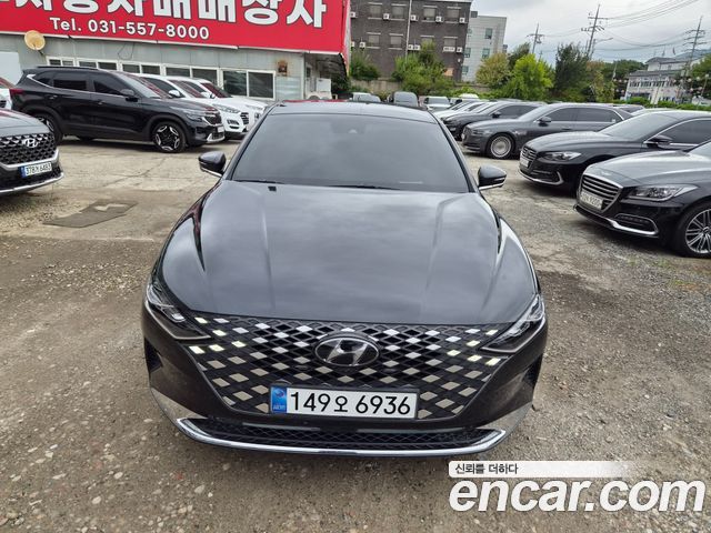 2021 Hyundai Grandeur, VIN KMHF241DBMA418447