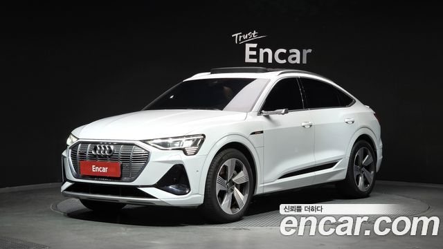 2021 Audi e-tron, VIN WAUZZZGE8MB039266