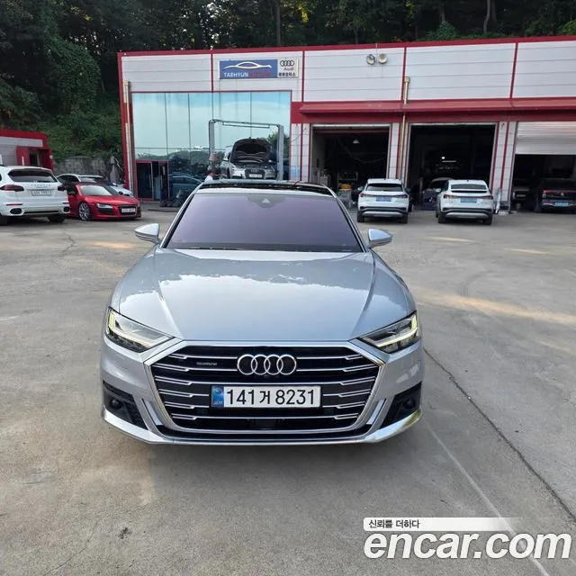 2020 Audi A8, VIN WAUZZZF88LN010262