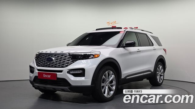 2021 Ford Explorer, VIN 1FM5K8HC7MGA35690