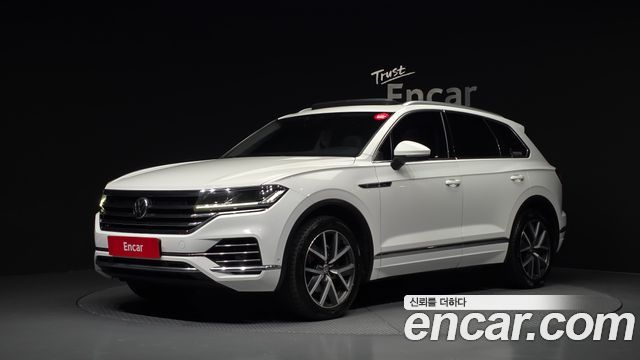 2020 Volkswagen Touareg, VIN WVGZZZCRZLD023638