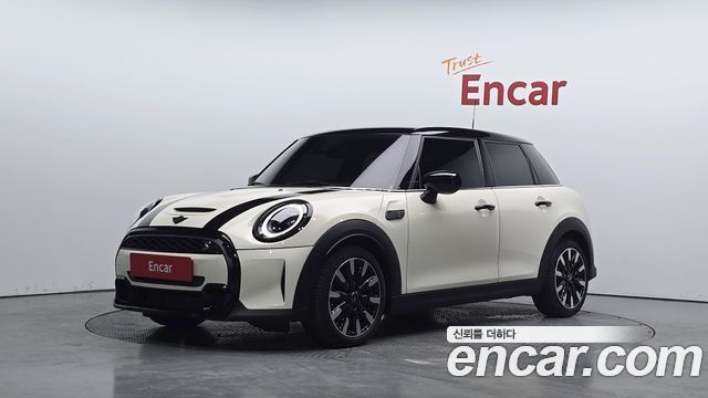 2022 Mini Cooper, VIN WMW61DK03N2P97316