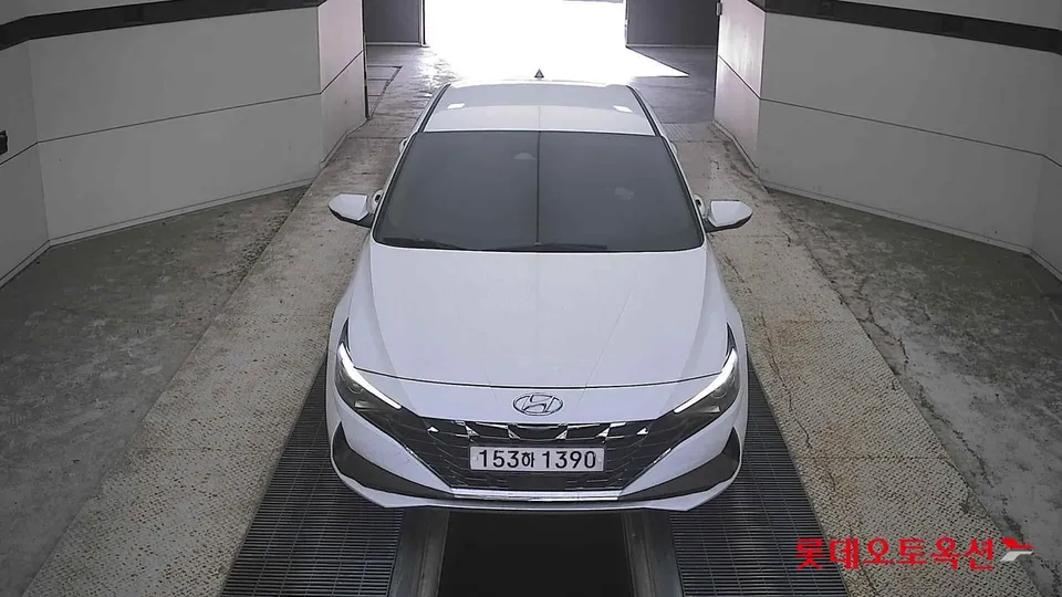 2021 Hyundai Avante, VIN KMHLM41EEMU229000