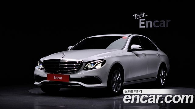 2020 Mercedes-Benz E-Class, VIN W1KZF4KB8LA808872