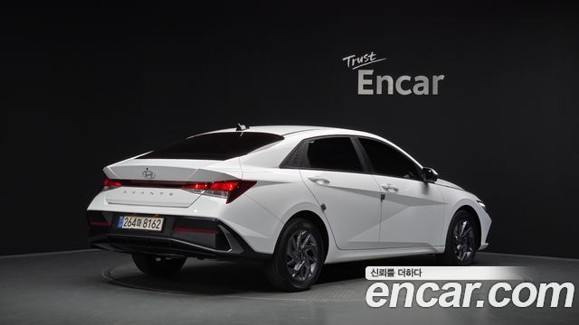 2024 Hyundai Avante, VIN KMHLN41EERU734681