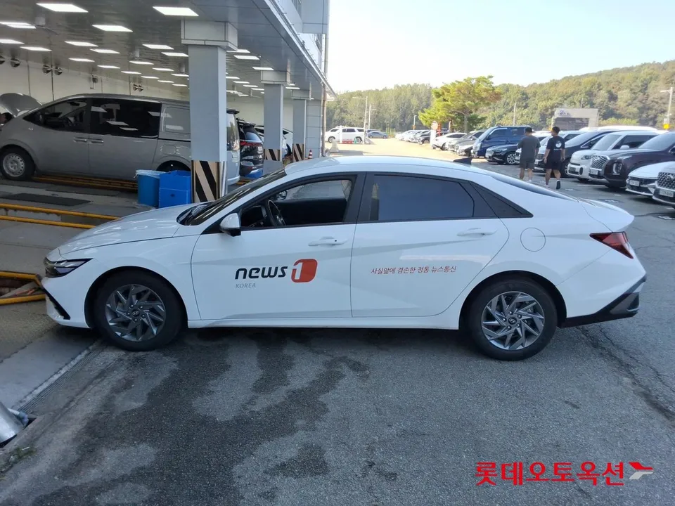 2024 Hyundai Avante, VIN KMHLN41EERU653114