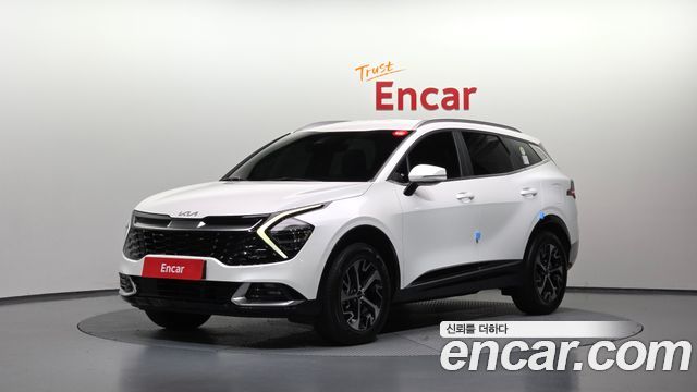 2022 Kia Sportage, VIN KNAPV81GBNK002471