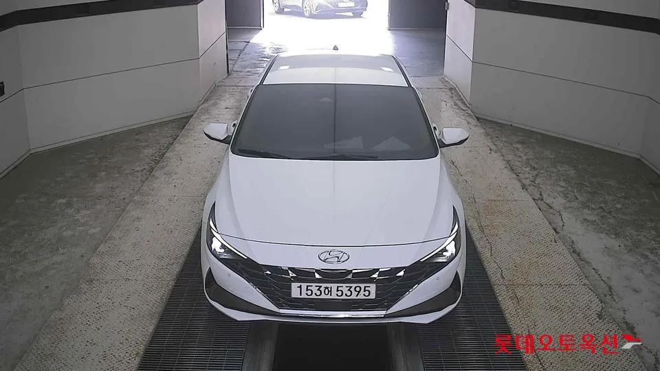 2021 Hyundai Avante, VIN KMHLR41EEMU063435