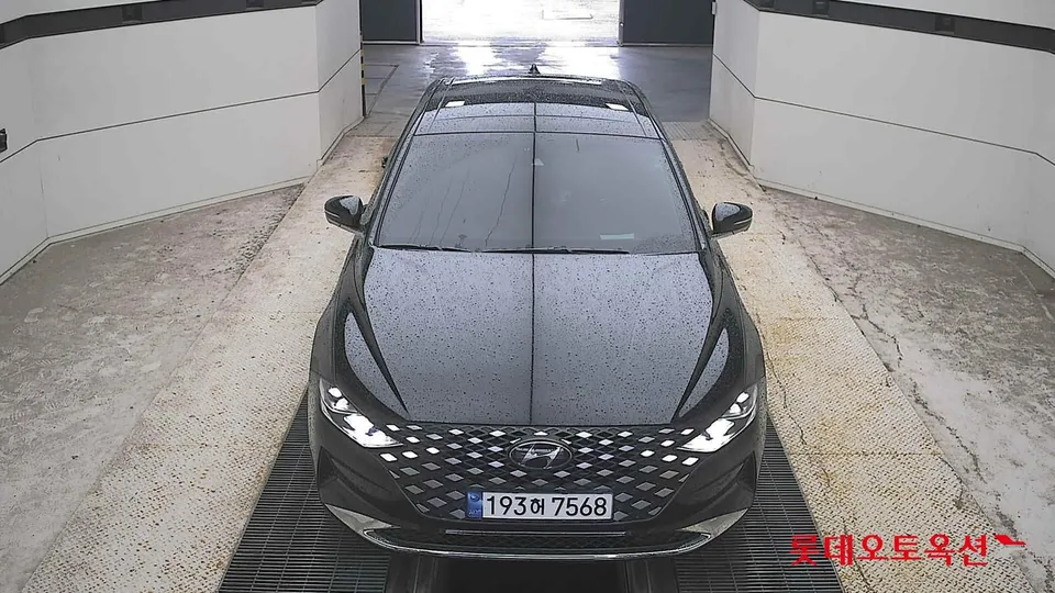 2023 Hyundai Grandeur, VIN KMHF2413BPA154631