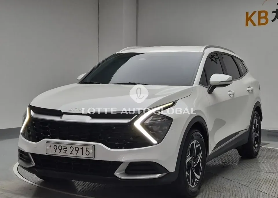 2022 Kia Sportage, VIN KNAPV81CBNK015821