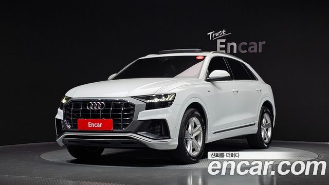 2020 Audi Q8, VIN WAUZZZF10LD022561